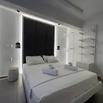 Faskomilo Paros *