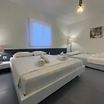 Faskomilo Paros * Naousa (Paros)