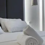 Faskomilo Paros *