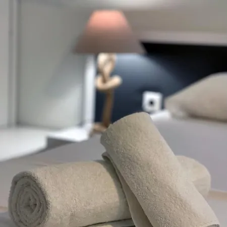 Faskomilo Paros *