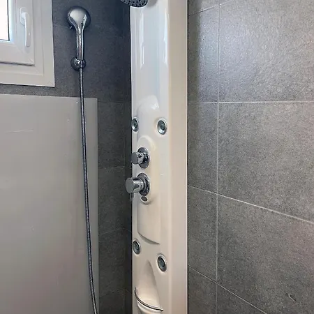 Faskomilo Paros *