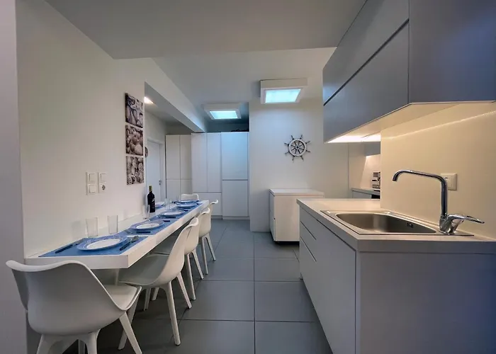 Faskomilo Paros 公寓 *